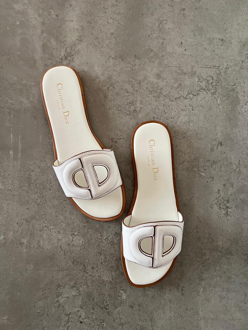 Ladies flats Lilly Onlines