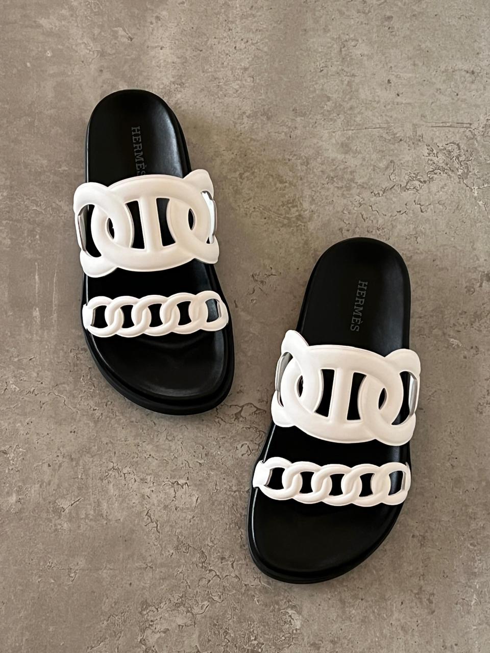 Ladies flats Lilly Onlines