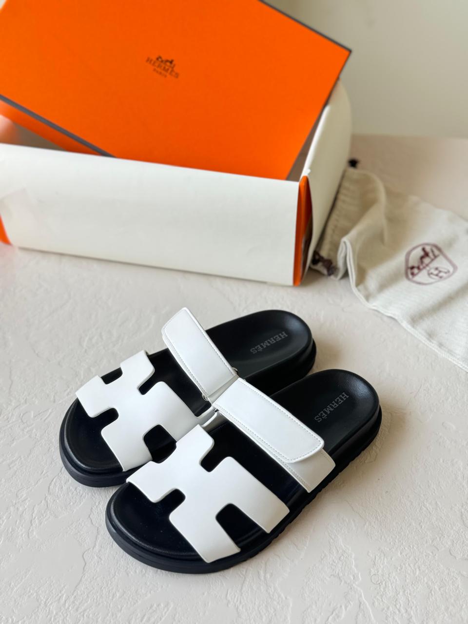 Ladies flats Lilly Onlines
