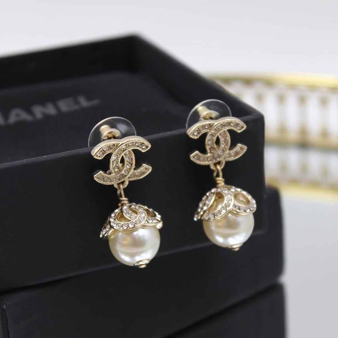 ladies rings & earrings Lilly Onlines