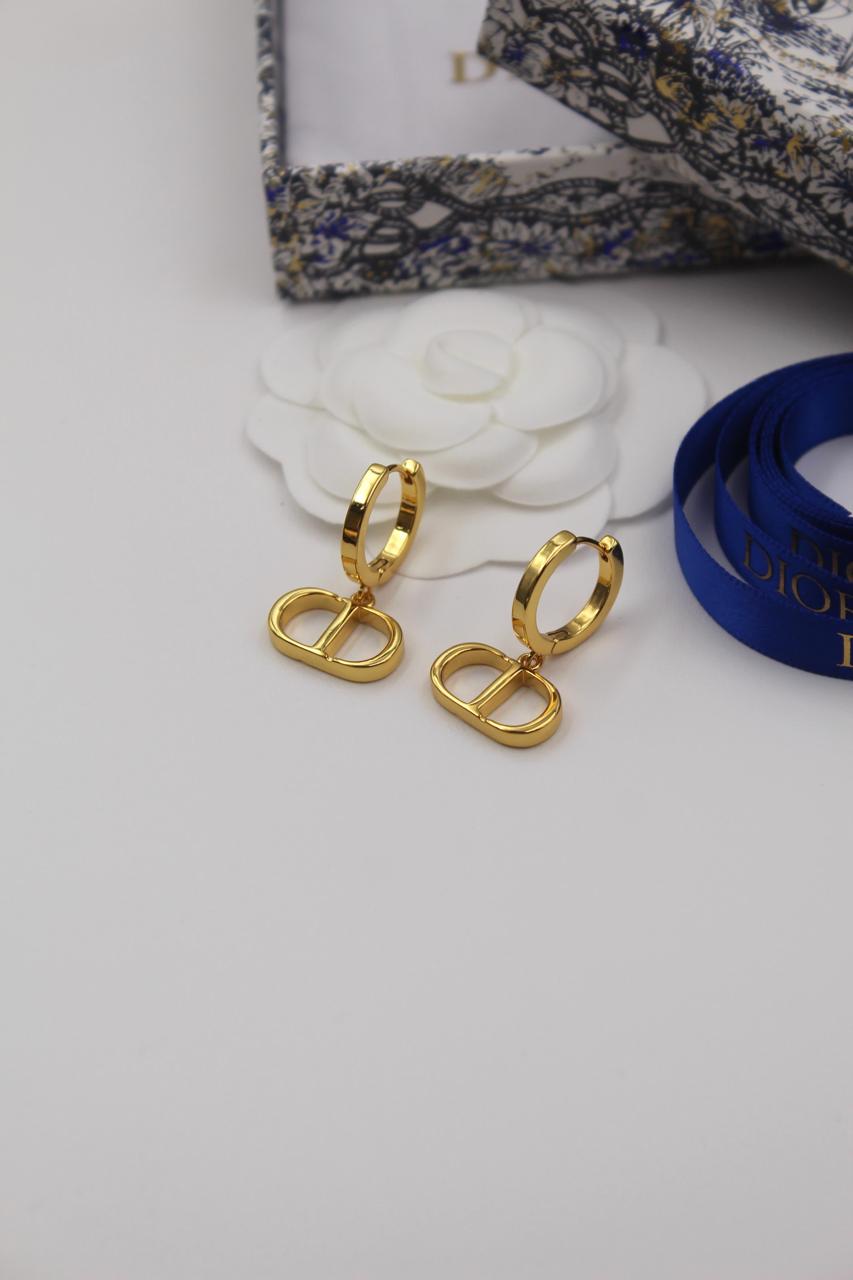 ladies rings & earrings Lilly Onlines