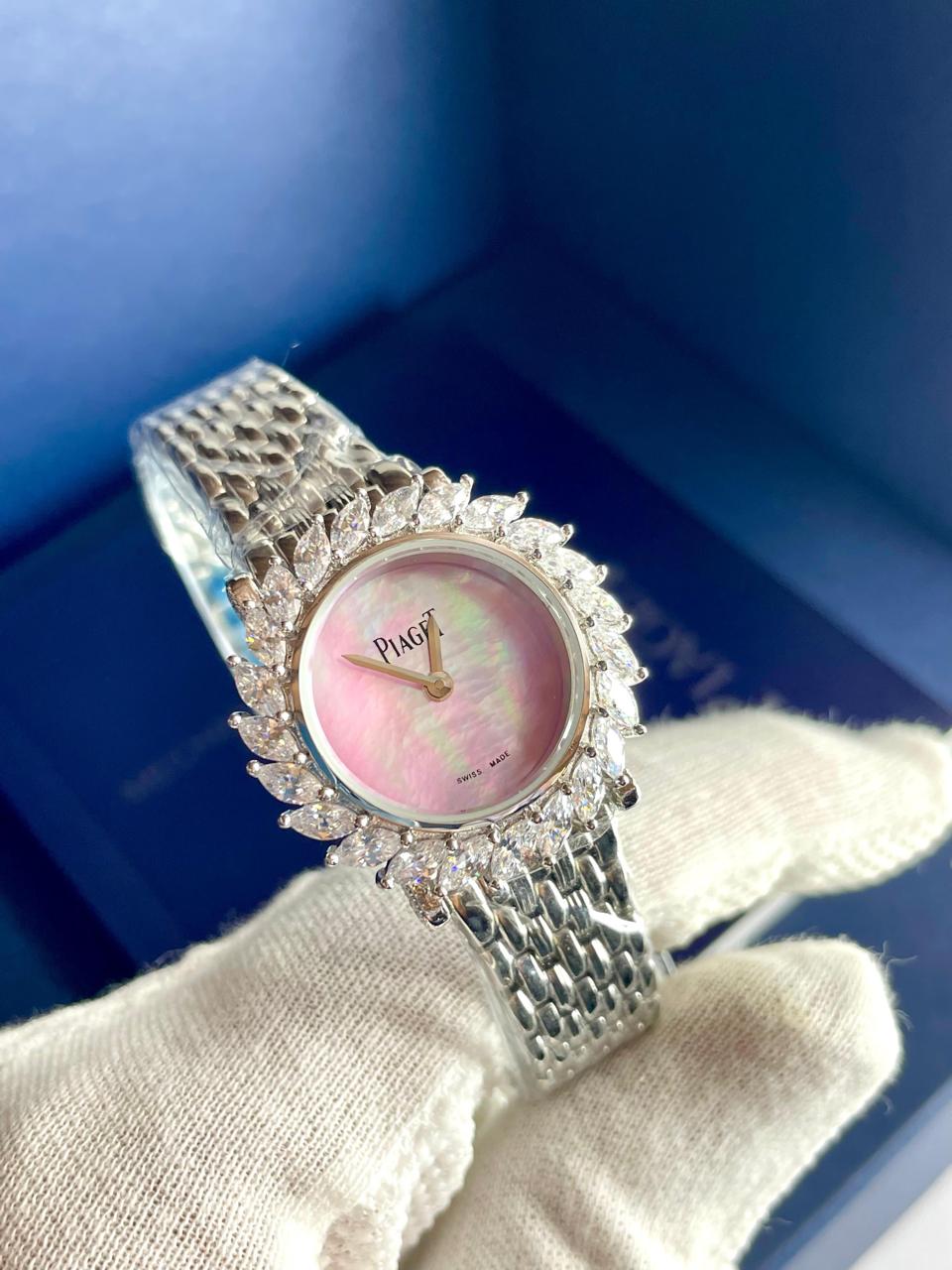 Ladies watch Lilly Onlines