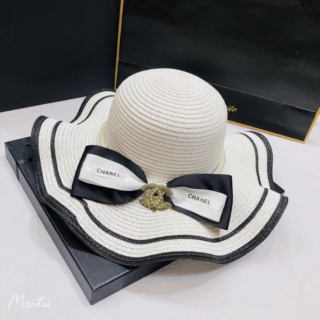 Ladies caps & hats Lilly Onlines