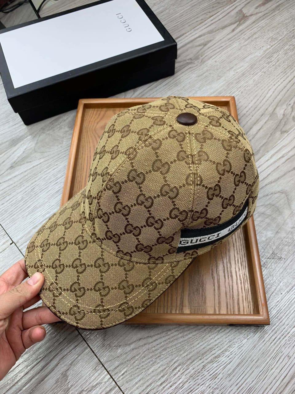 Ladies caps & hats Lilly Onlines