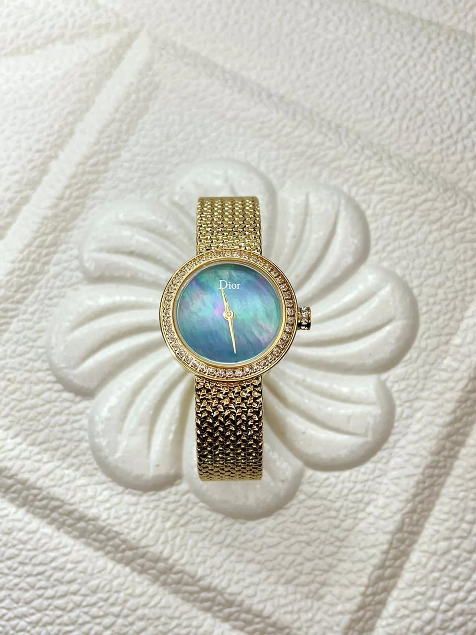 Ladies watch Lilly Onlines