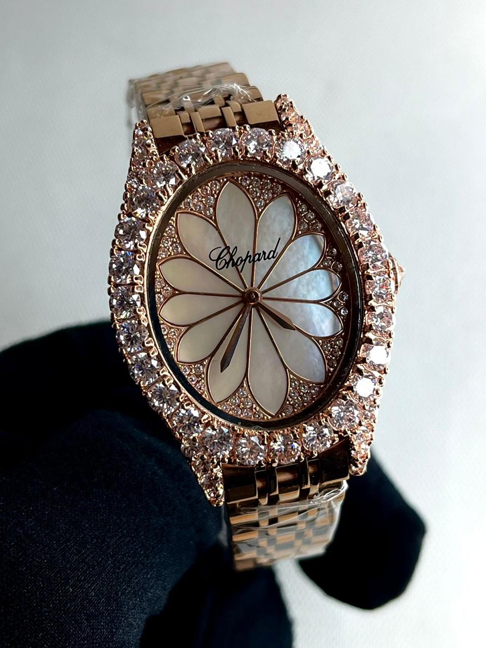 Ladies watch Lilly Onlines