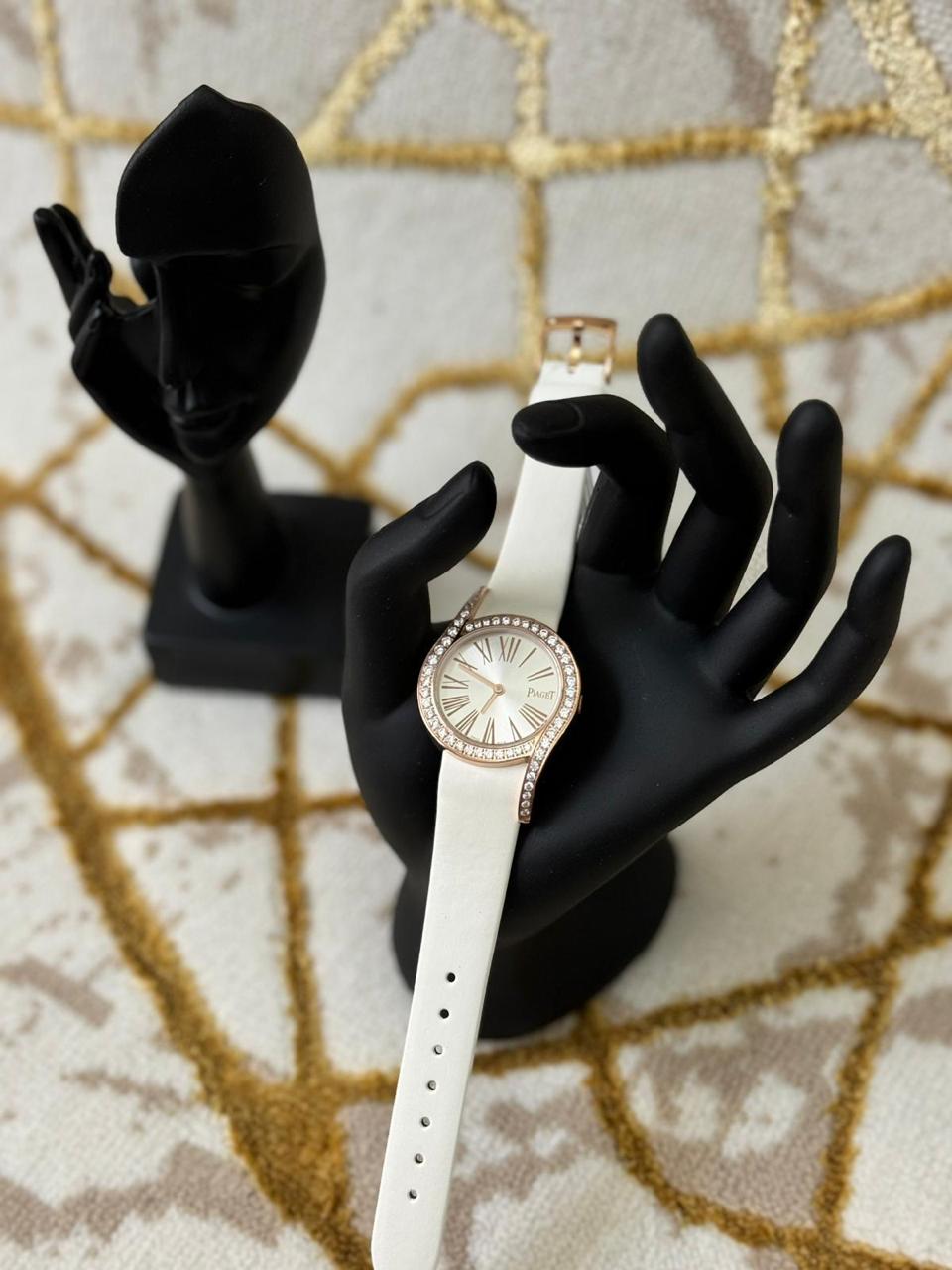Ladies watch Lilly Onlines