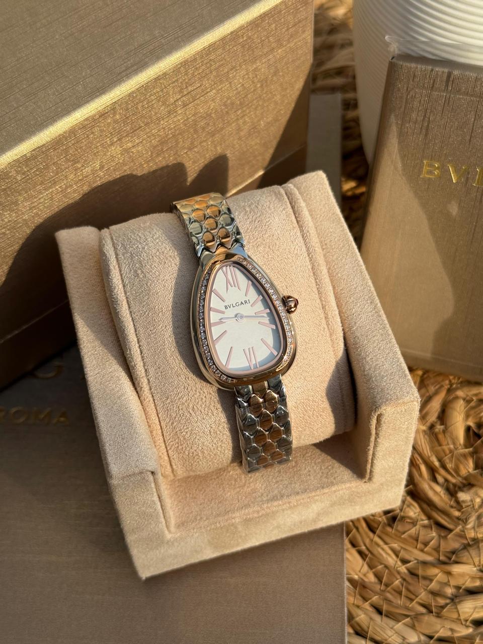Ladies watch Lilly Onlines