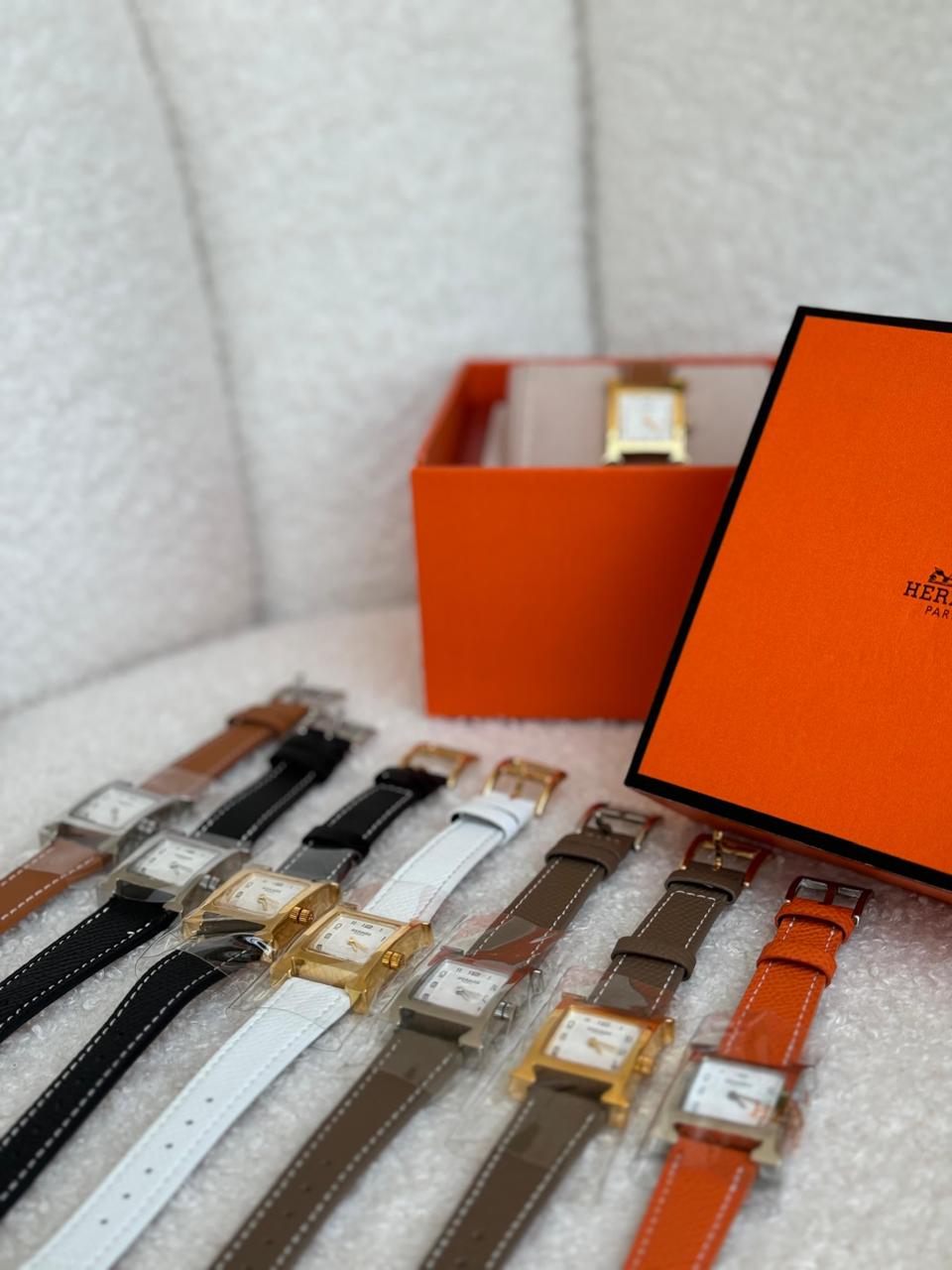 Ladies watch Lilly Onlines