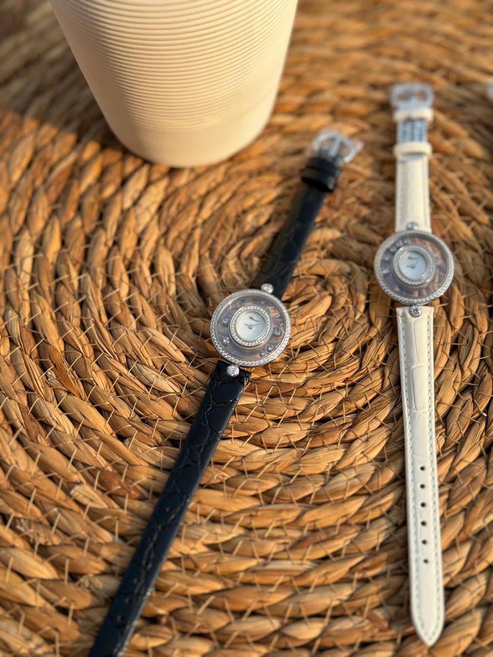 Ladies watch Lilly Onlines
