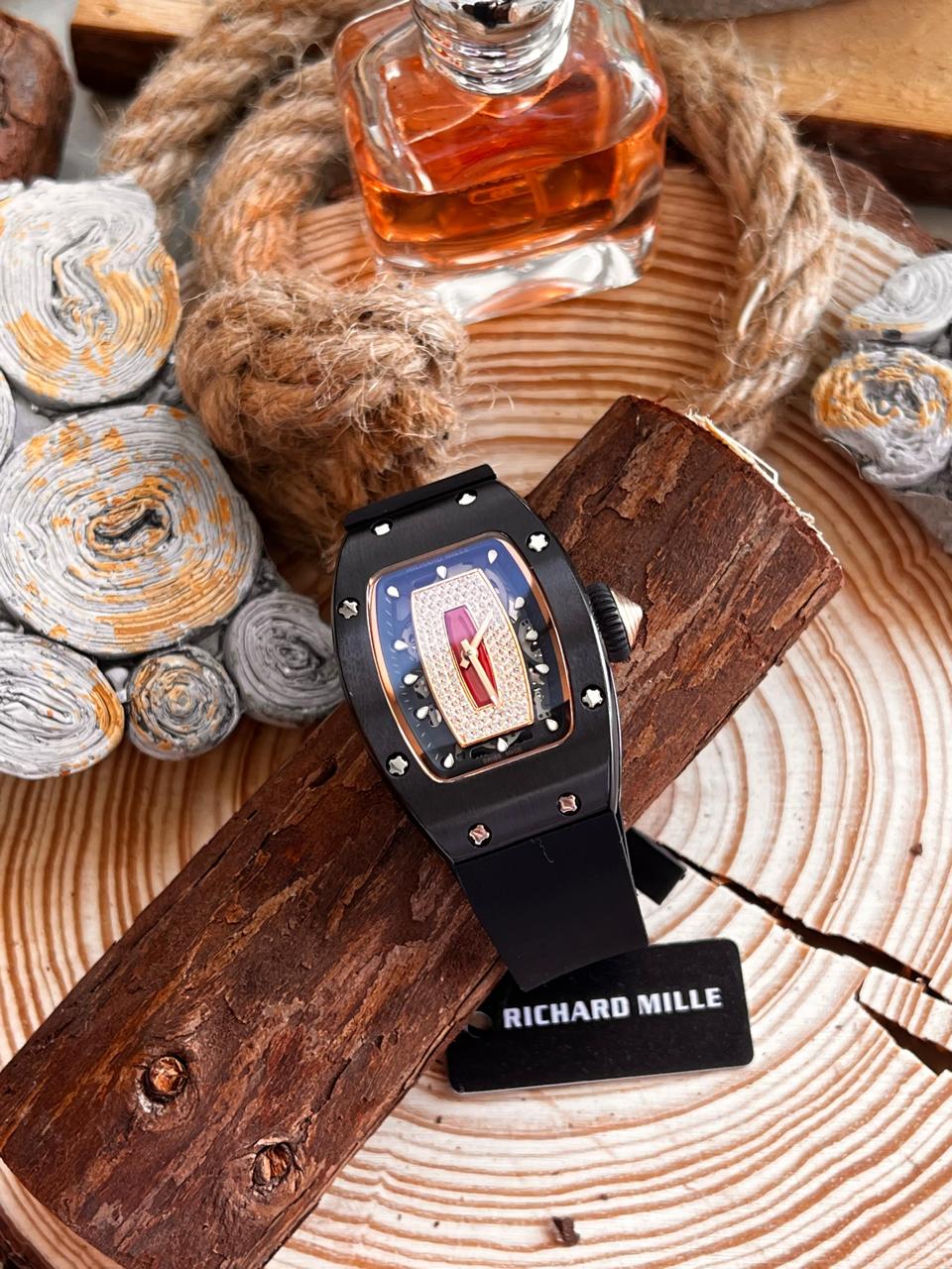 Ladies watch Lilly Onlines