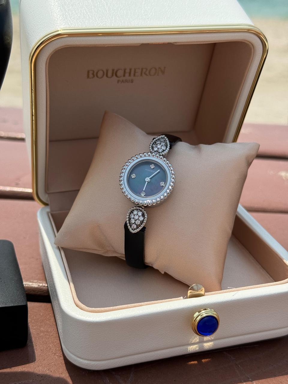 Ladies watch Lilly Onlines