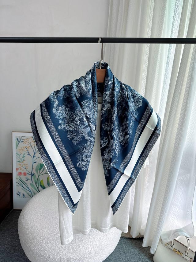 Ladies scarf Lilly Onlines