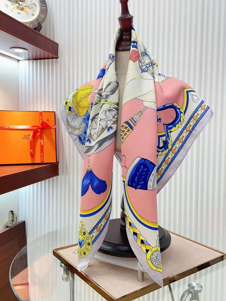 Ladies scarf Lilly Onlines