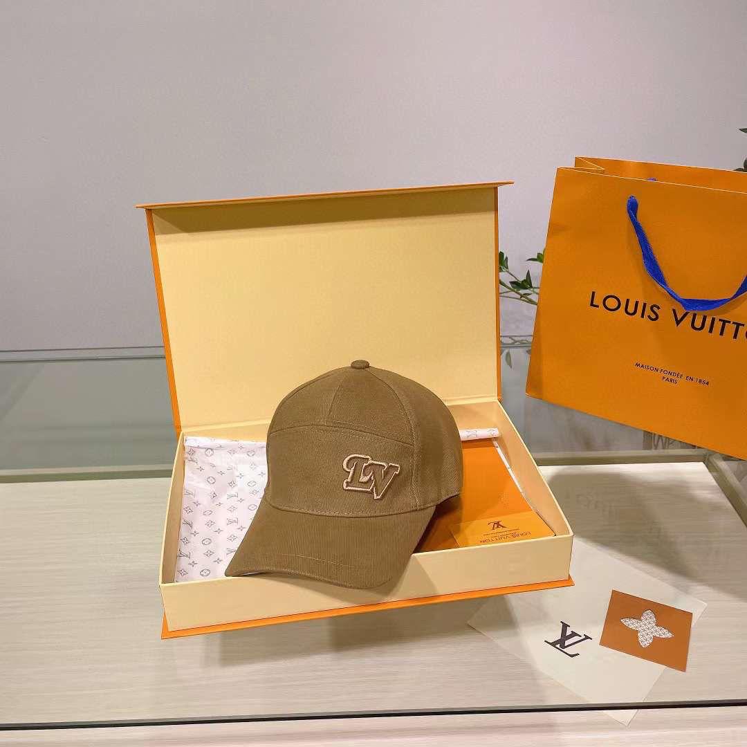 Ladies caps & hats Lilly Onlines