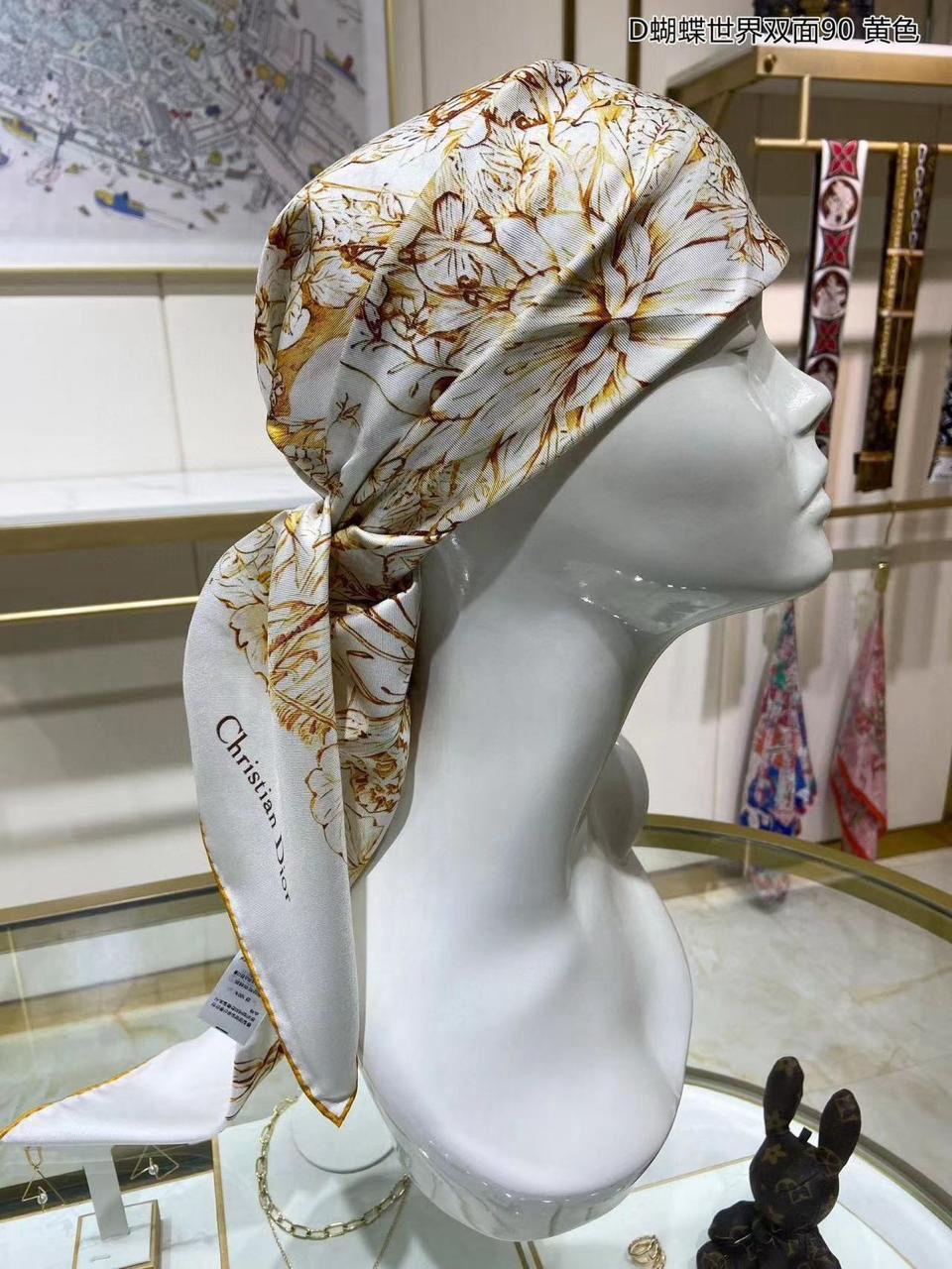 Ladies scarf. Lilly Onlines