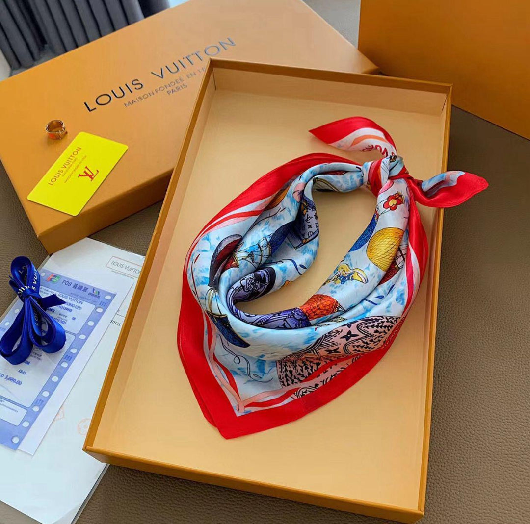 Ladies scarf. Lilly Onlines