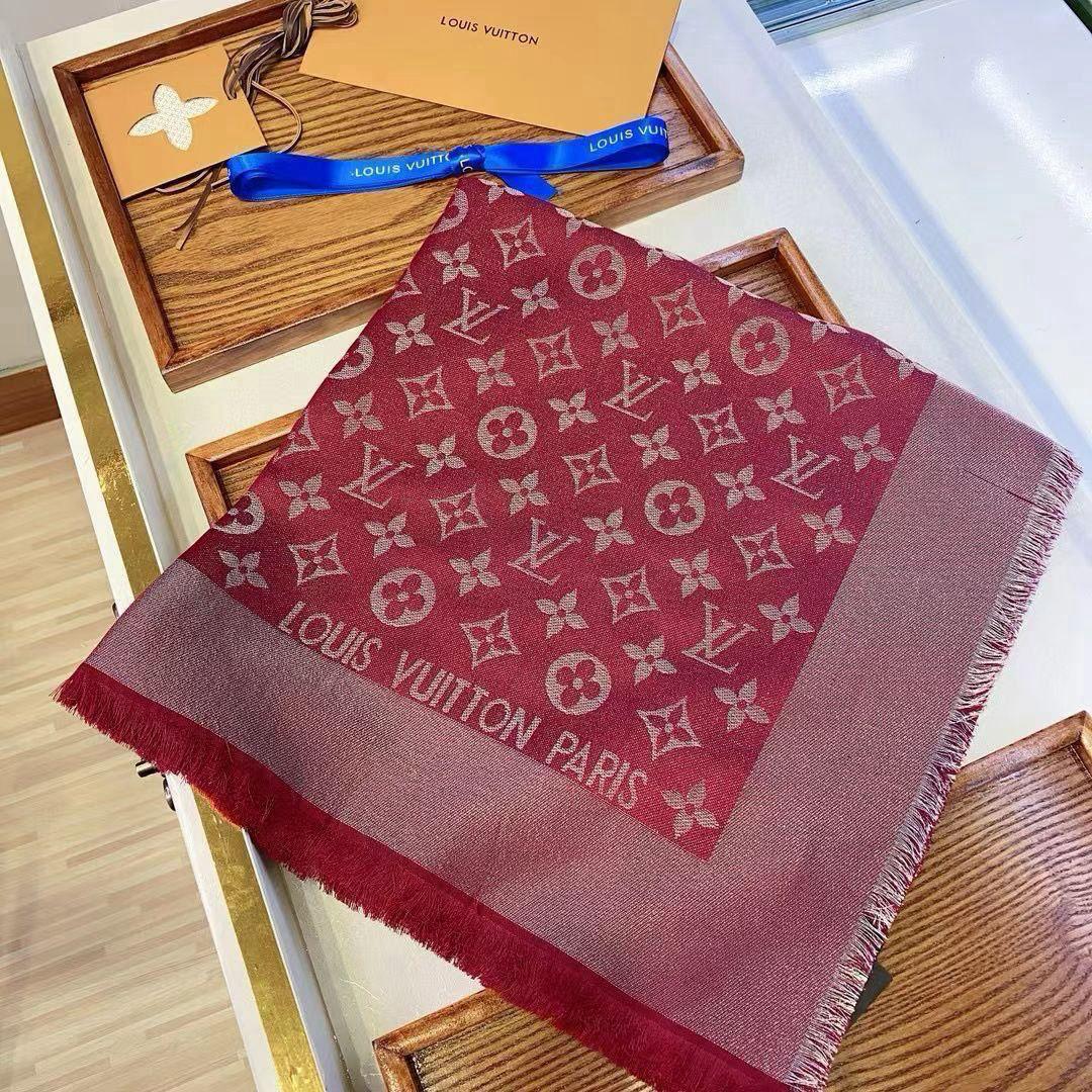 Ladies scarf. Lilly Onlines
