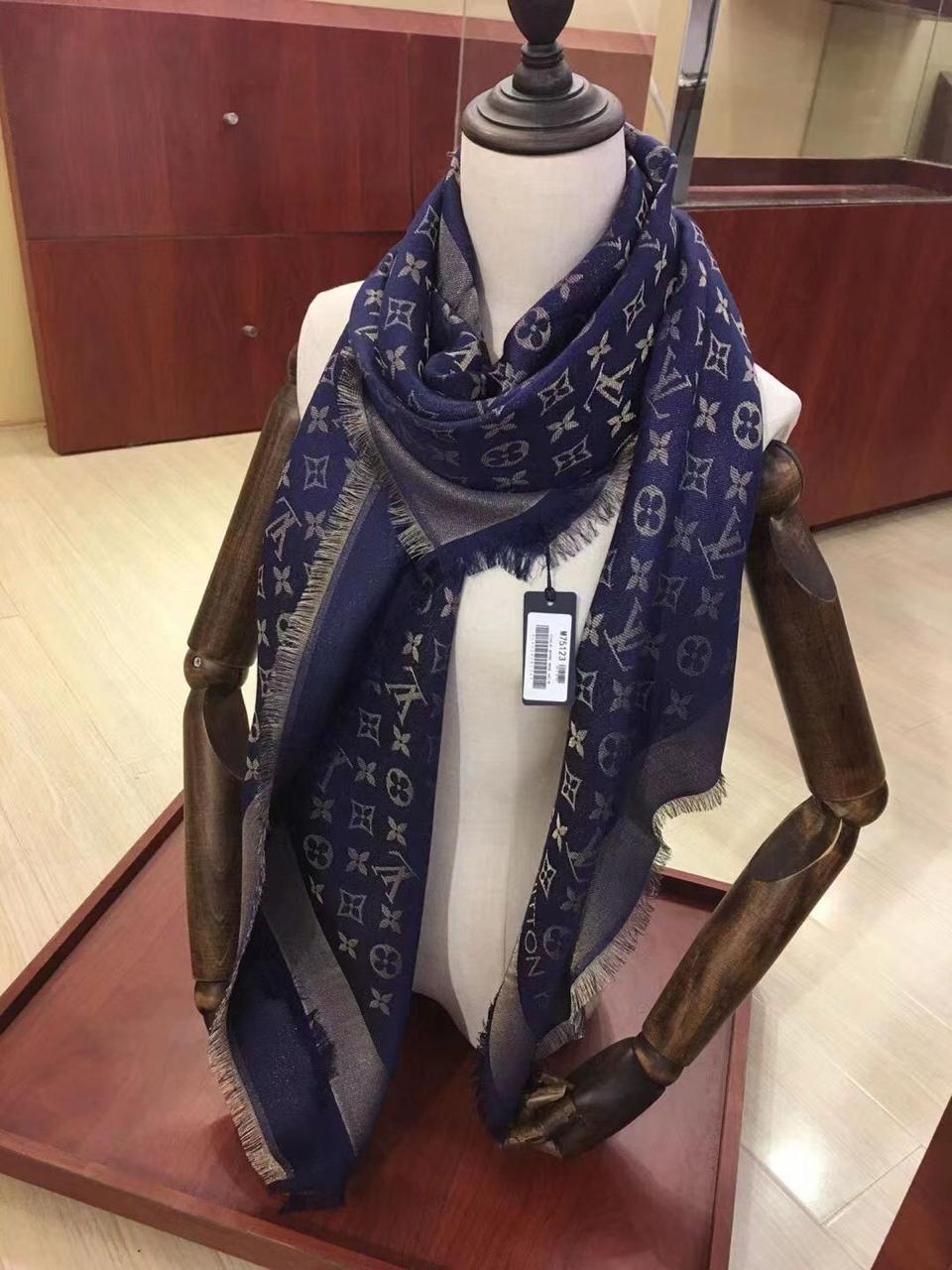 Ladies scarf. Lilly Onlines