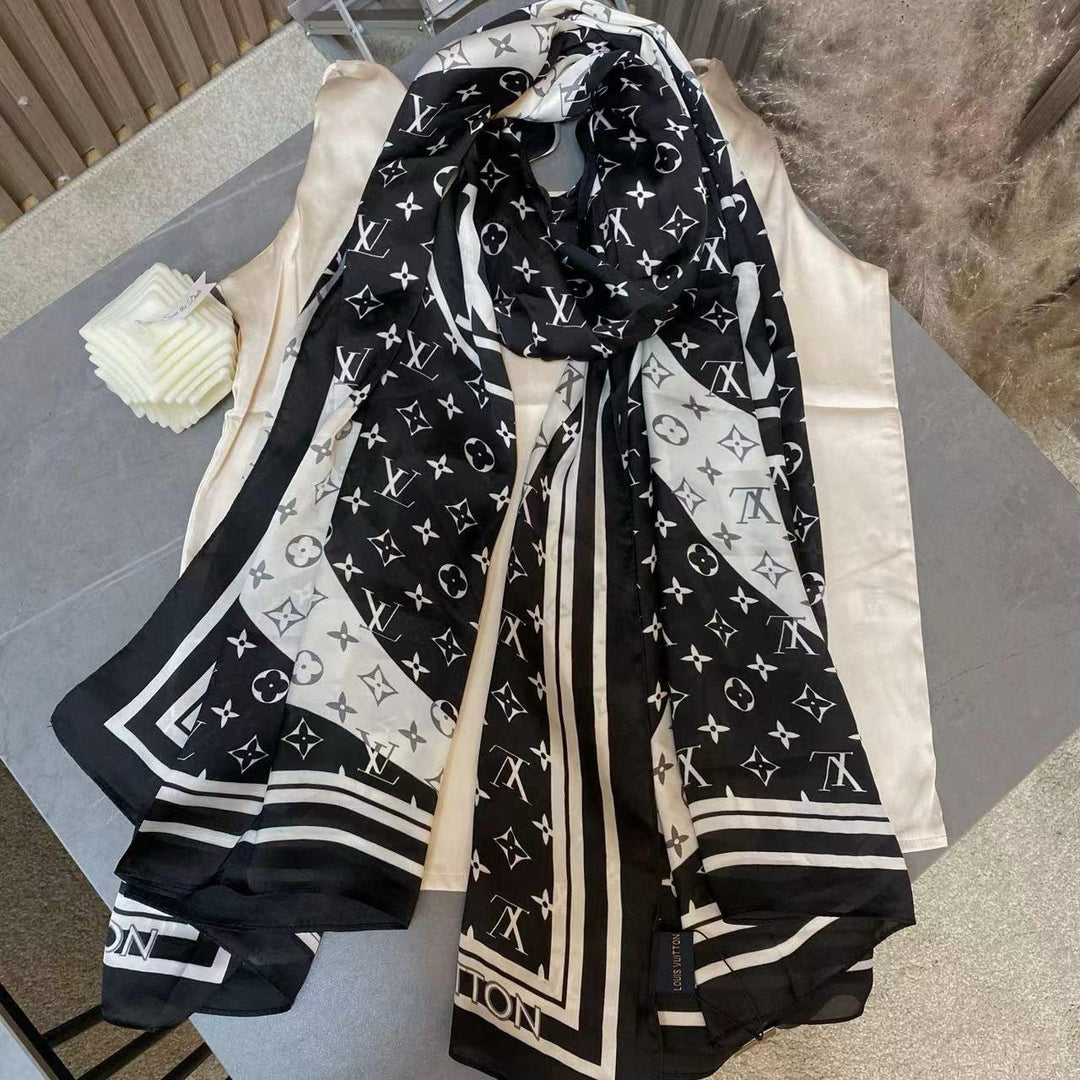 Ladies scarf. Lilly Onlines