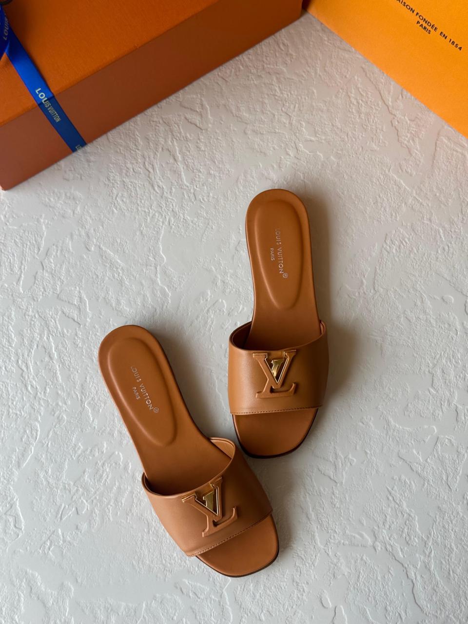 ladies flats Lilly Onlines