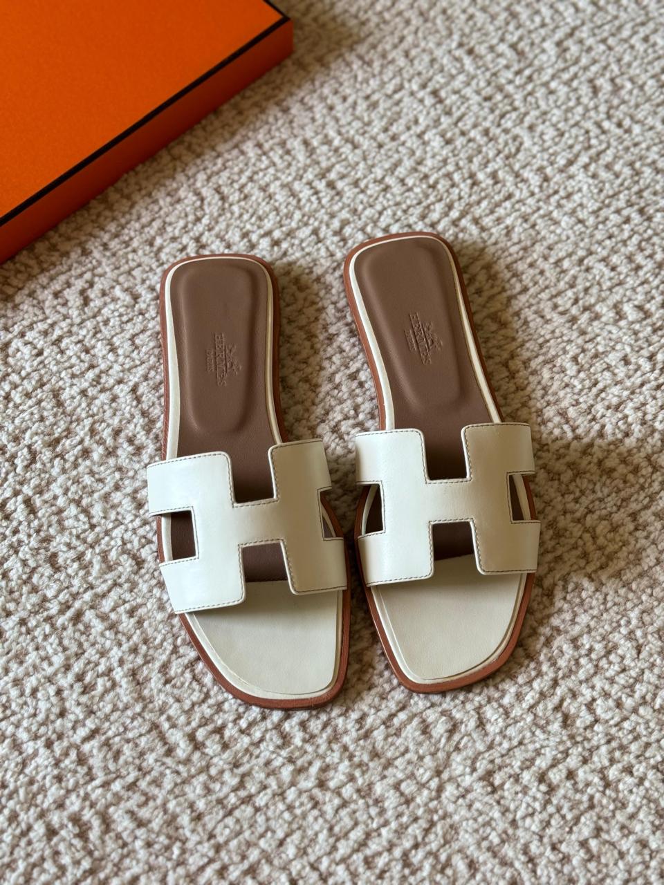 ladies flats Lilly Onlines