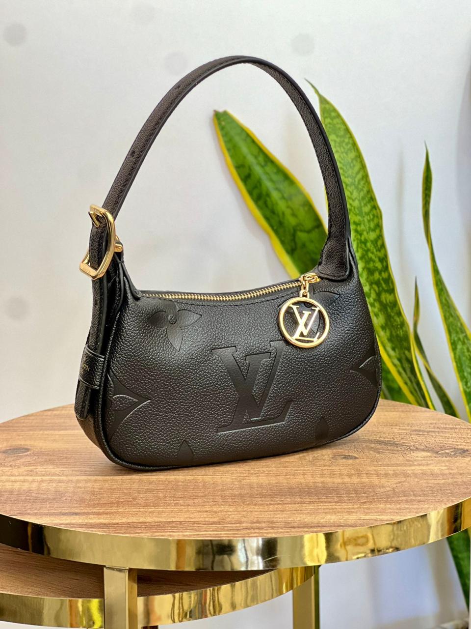 Ladies Lv bags Lilly Onlines