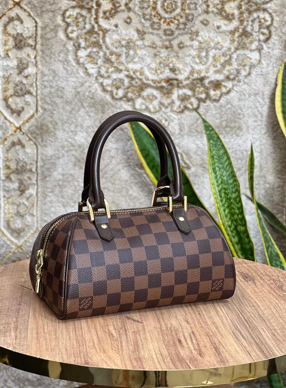 Ladies Lv bags Lilly Onlines