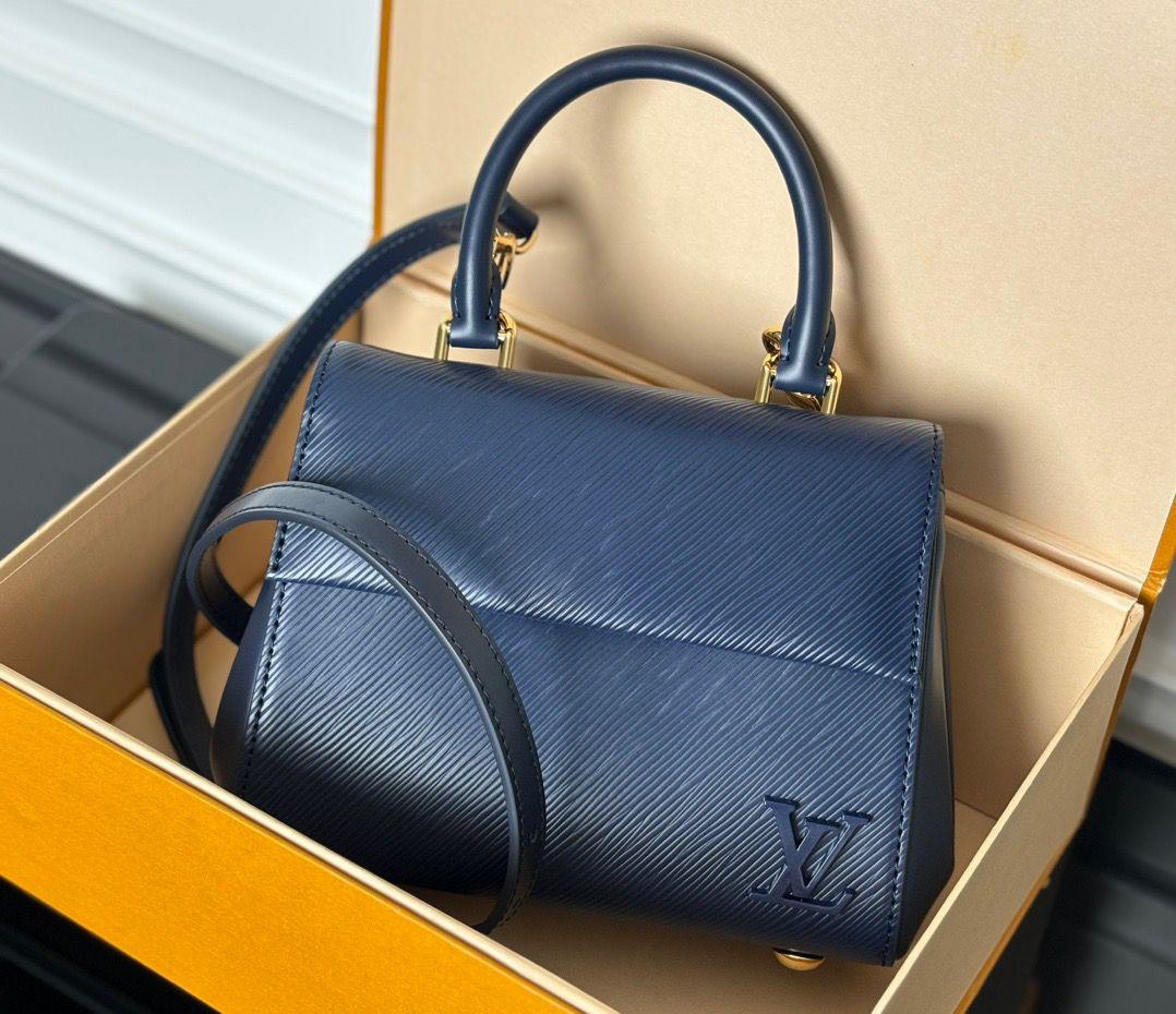 Ladies Lv bags Lilly Onlines