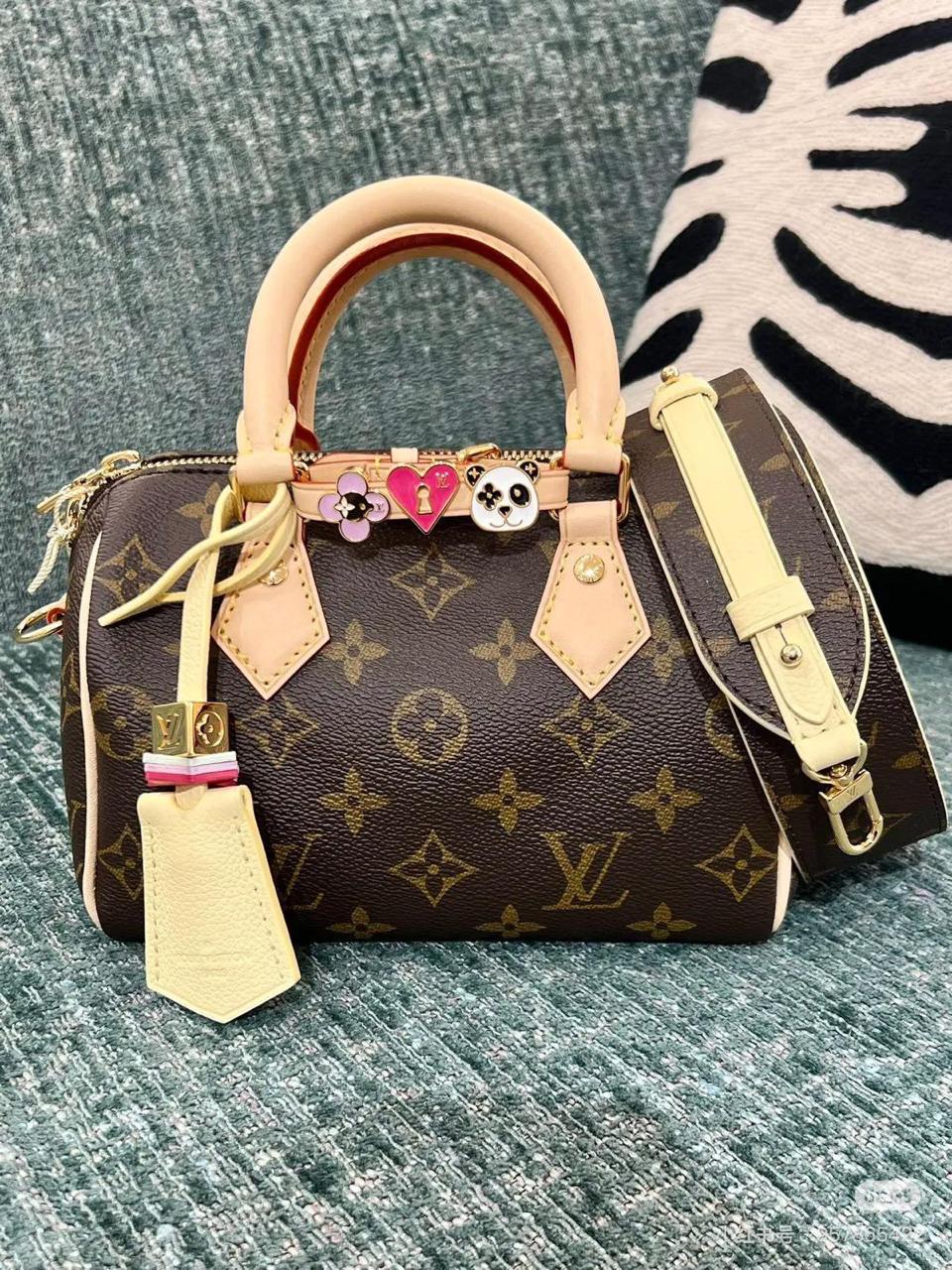 Ladies Lv bags Lilly Onlines