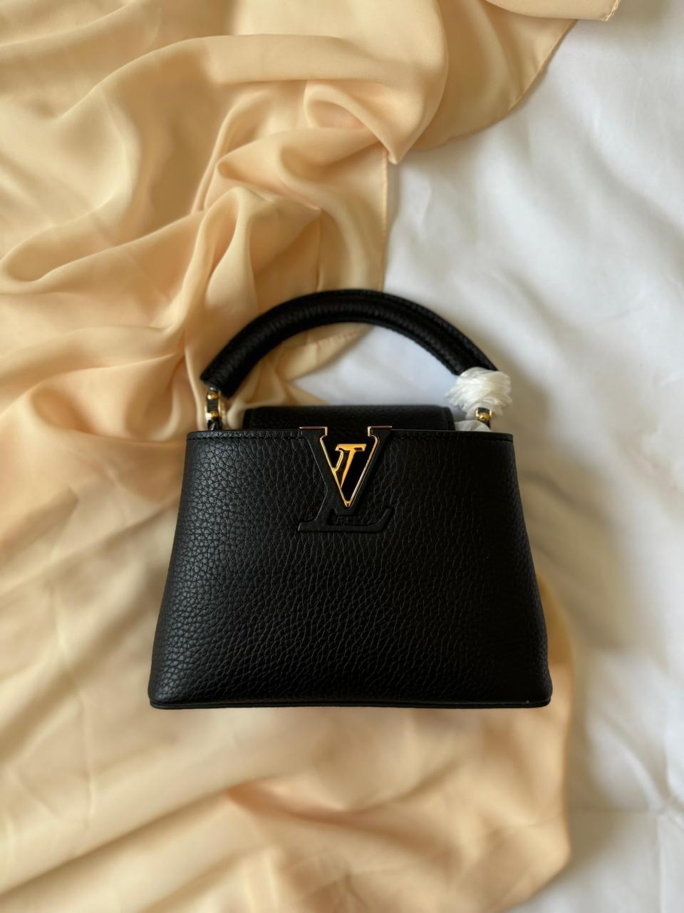 Ladies Lv bags Lilly Onlines