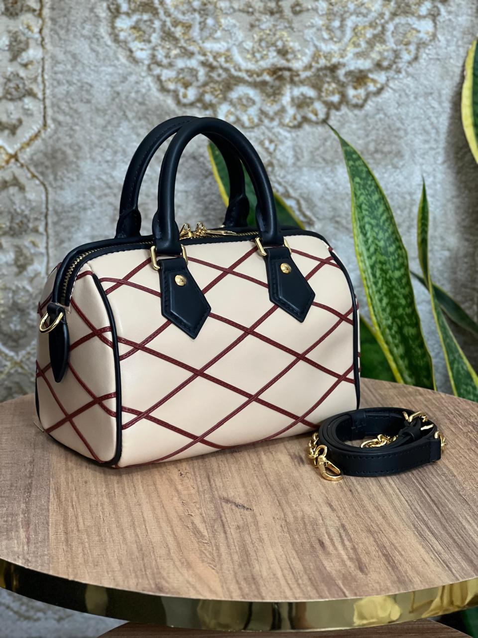 Ladies Lv bags Lilly Onlines