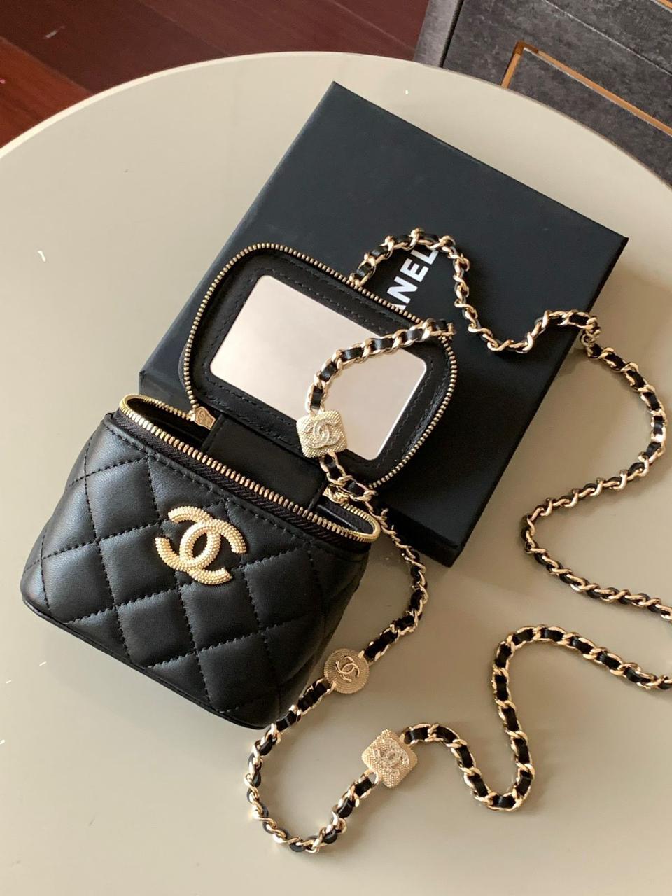 Ladies Chanel bags Lilly Onlines