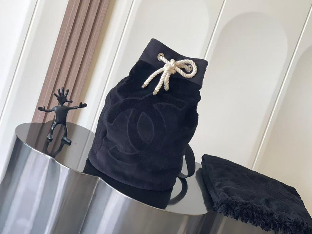 Ladies Chanel bags Lilly Onlines