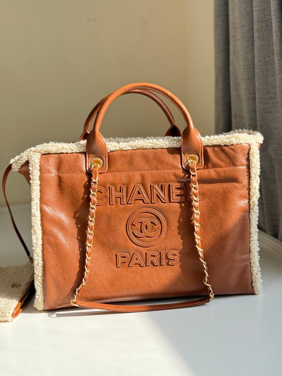 Ladies Chanel bags Lilly Onlines