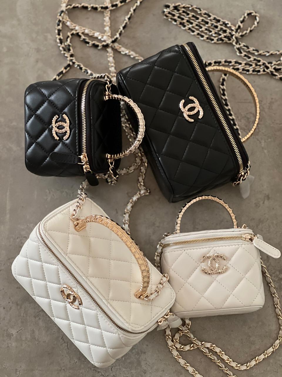 Ladies Chanel bags Lilly Onlines