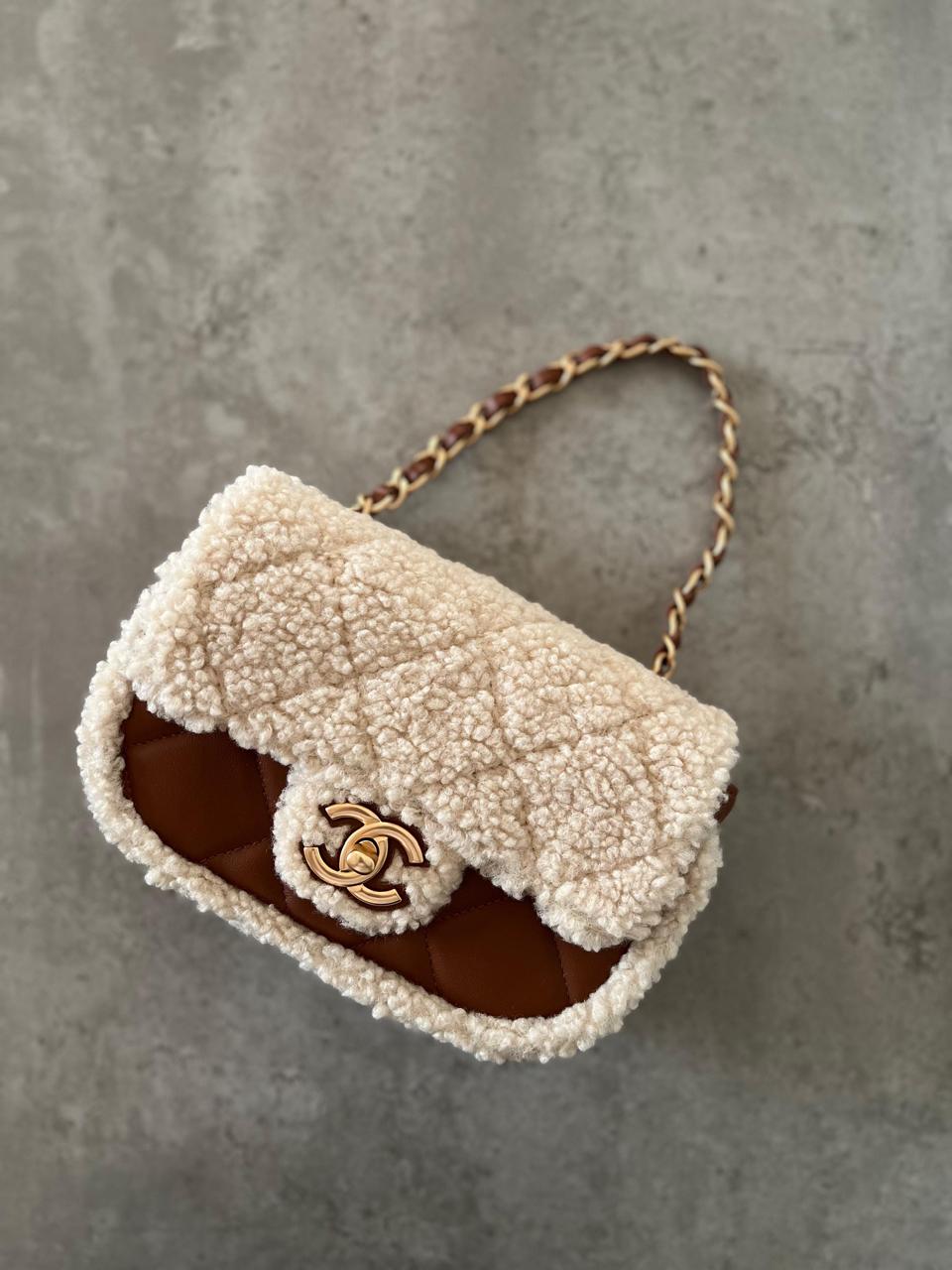 Ladies Chanel bags Lilly Onlines