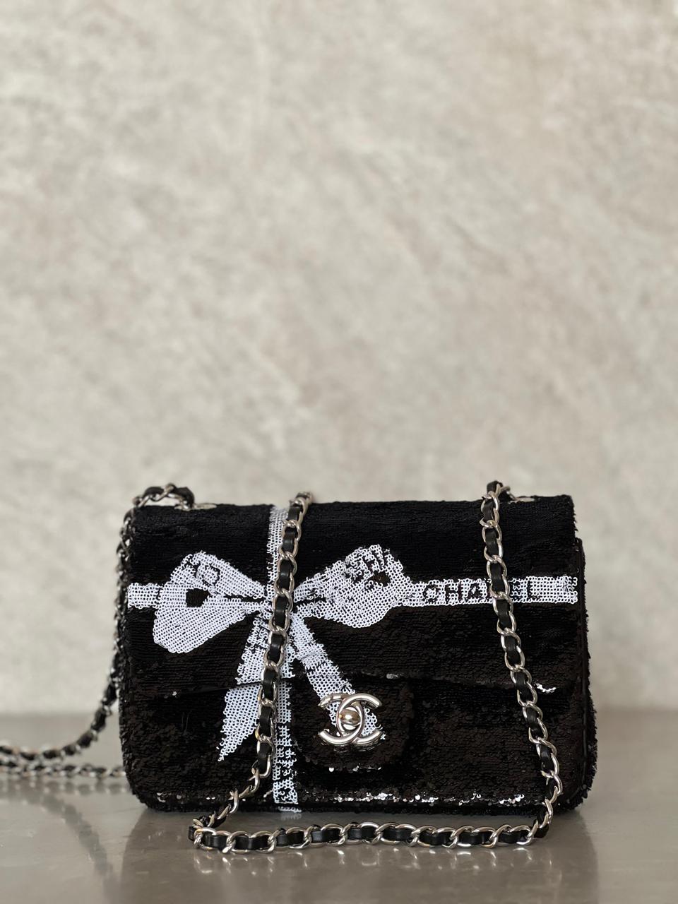 Ladies Chanel bags Lilly Onlines