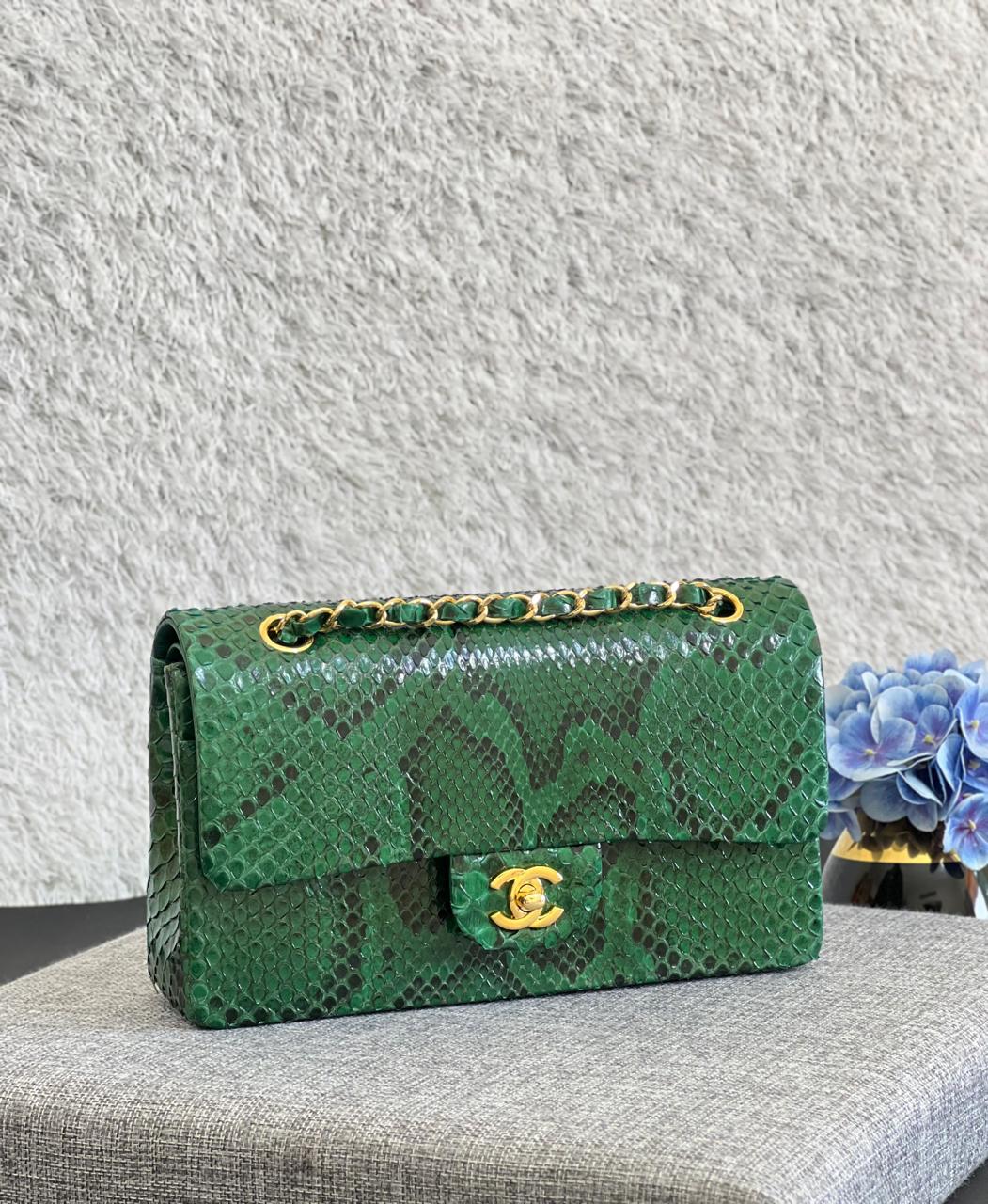 Ladies Chanel bags Lilly Onlines