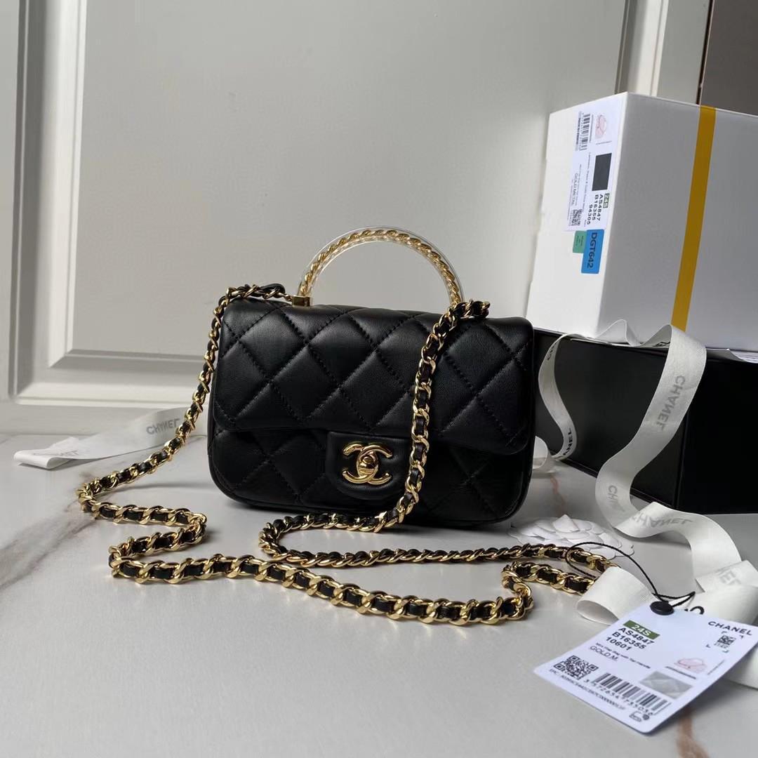 Ladies Chanel bags Lilly Onlines