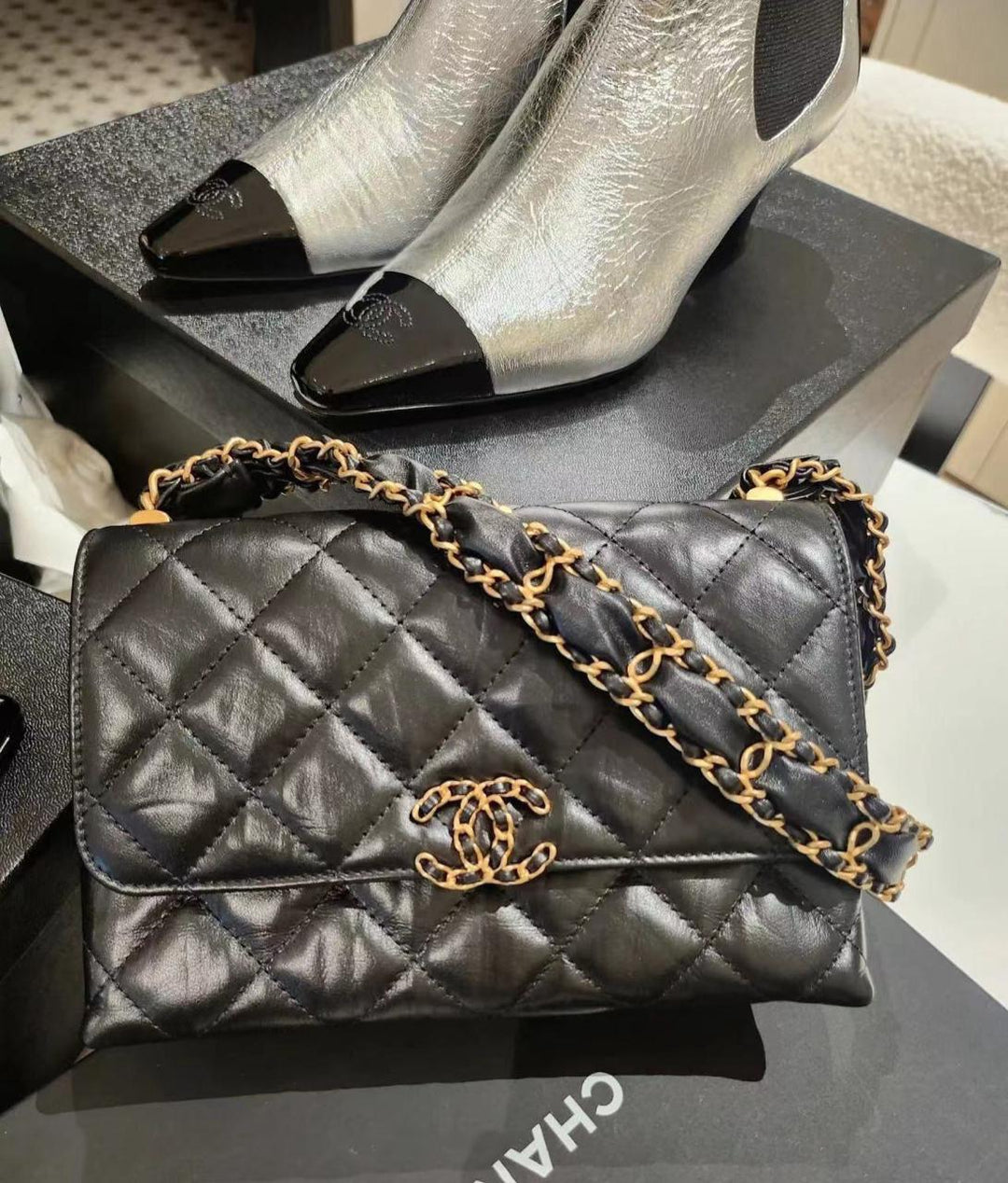Ladies Chanel bags Lilly Onlines