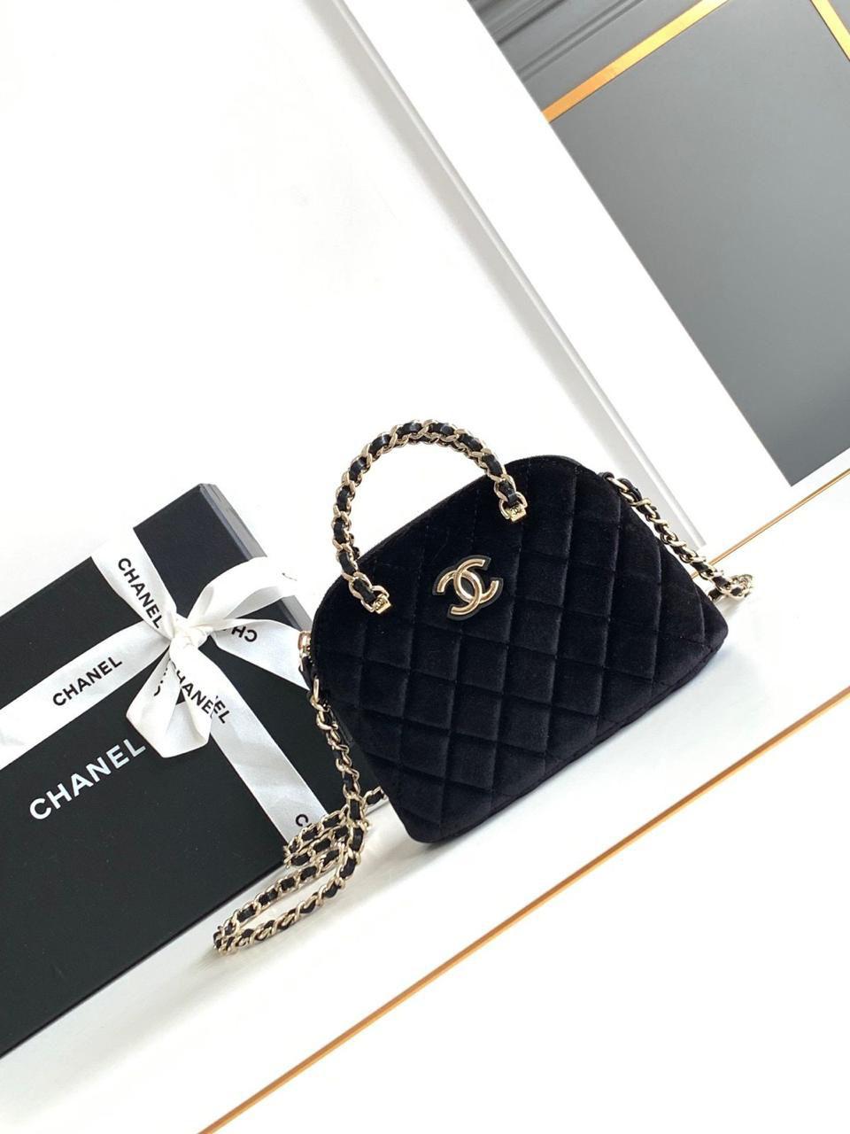 Ladies Chanel bags Lilly Onlines