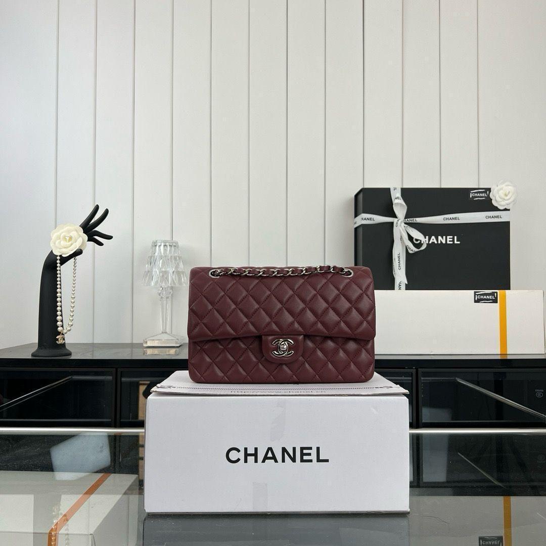Ladies Chanel bags Lilly Onlines
