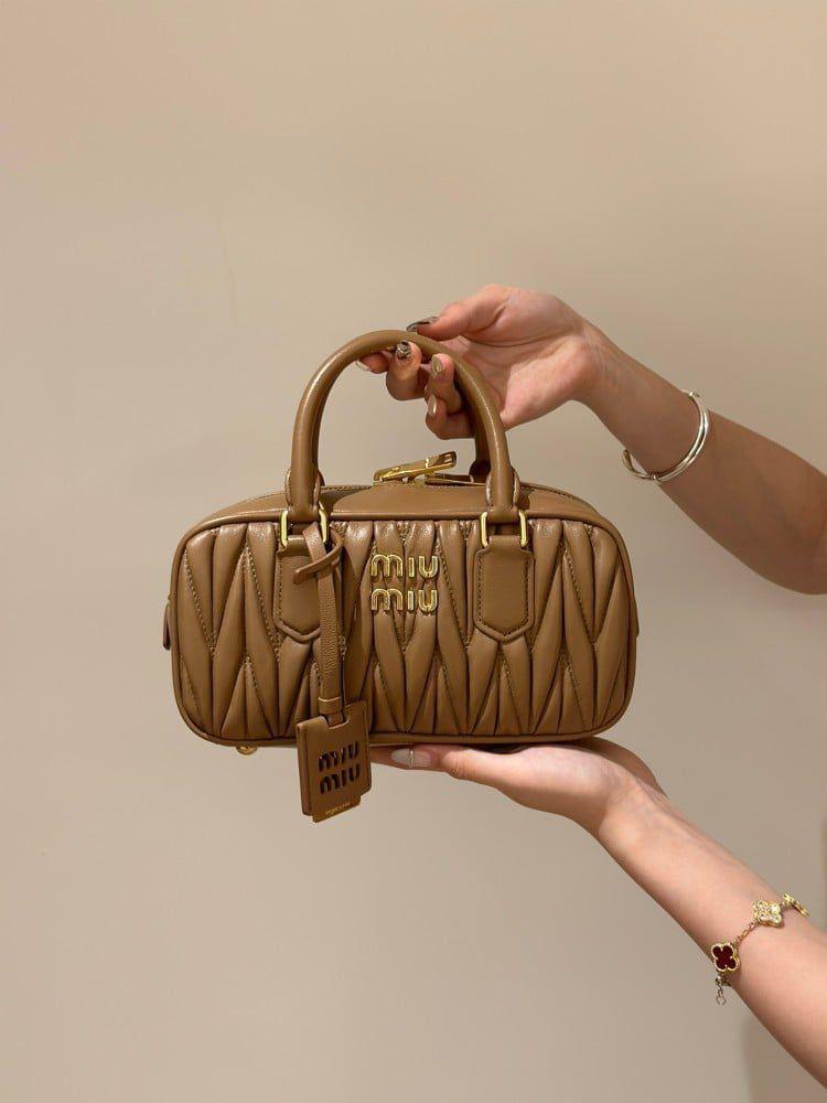 Ladies miu miu bags Lilly Onlines