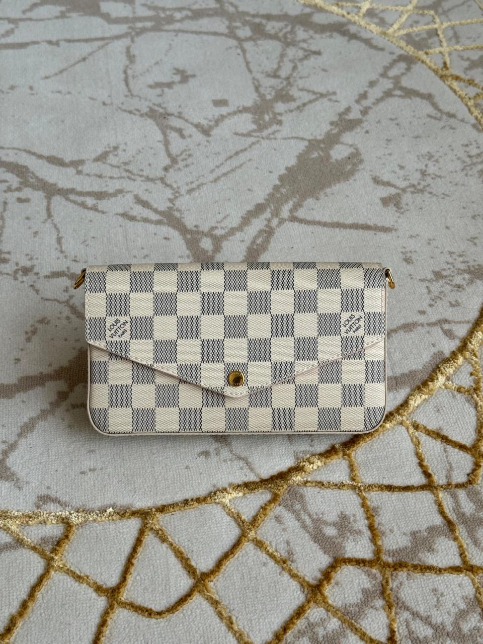 Wallets & card holders Lilly Onlines