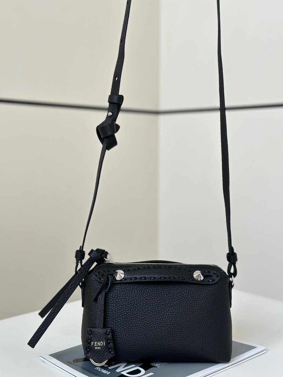 Ladies fendi bags Lilly Onlines