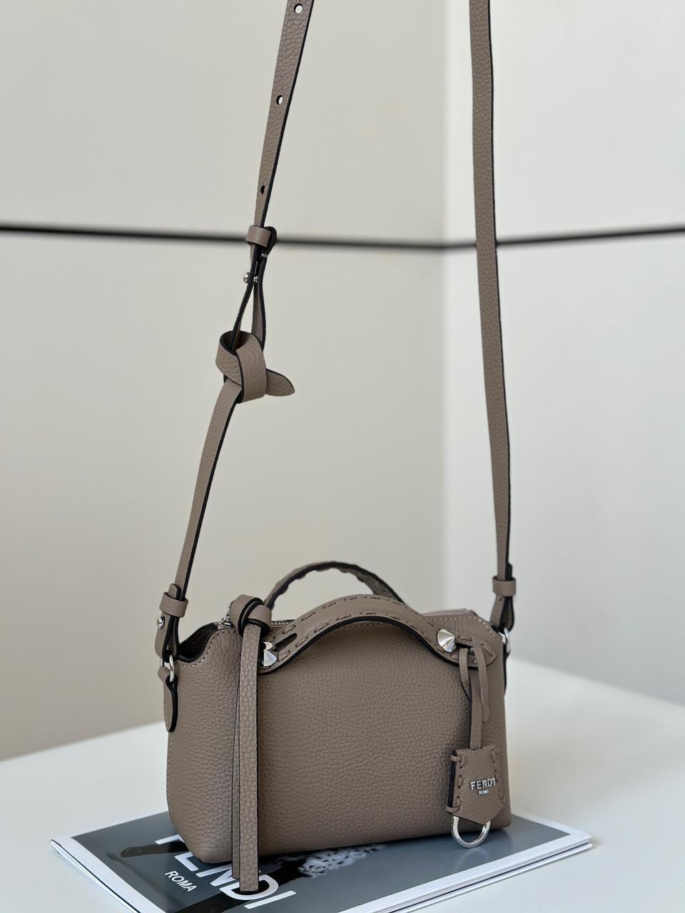 Ladies fendi bags Lilly Onlines