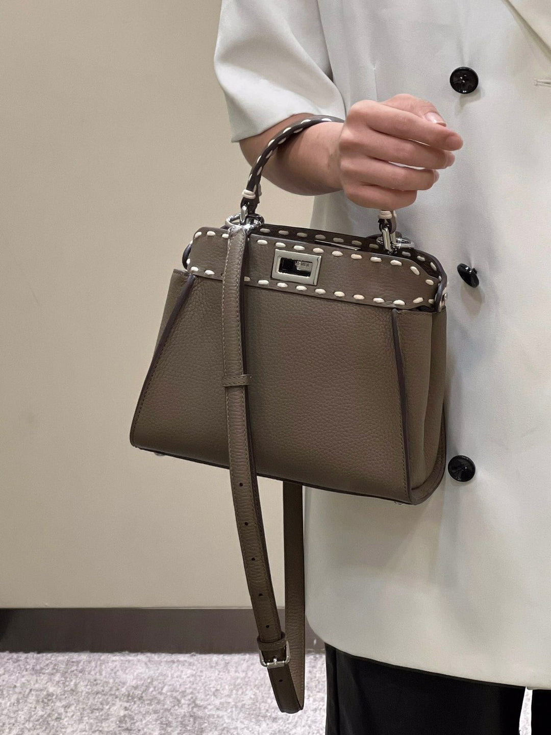 Ladies fendi bags Lilly Onlines