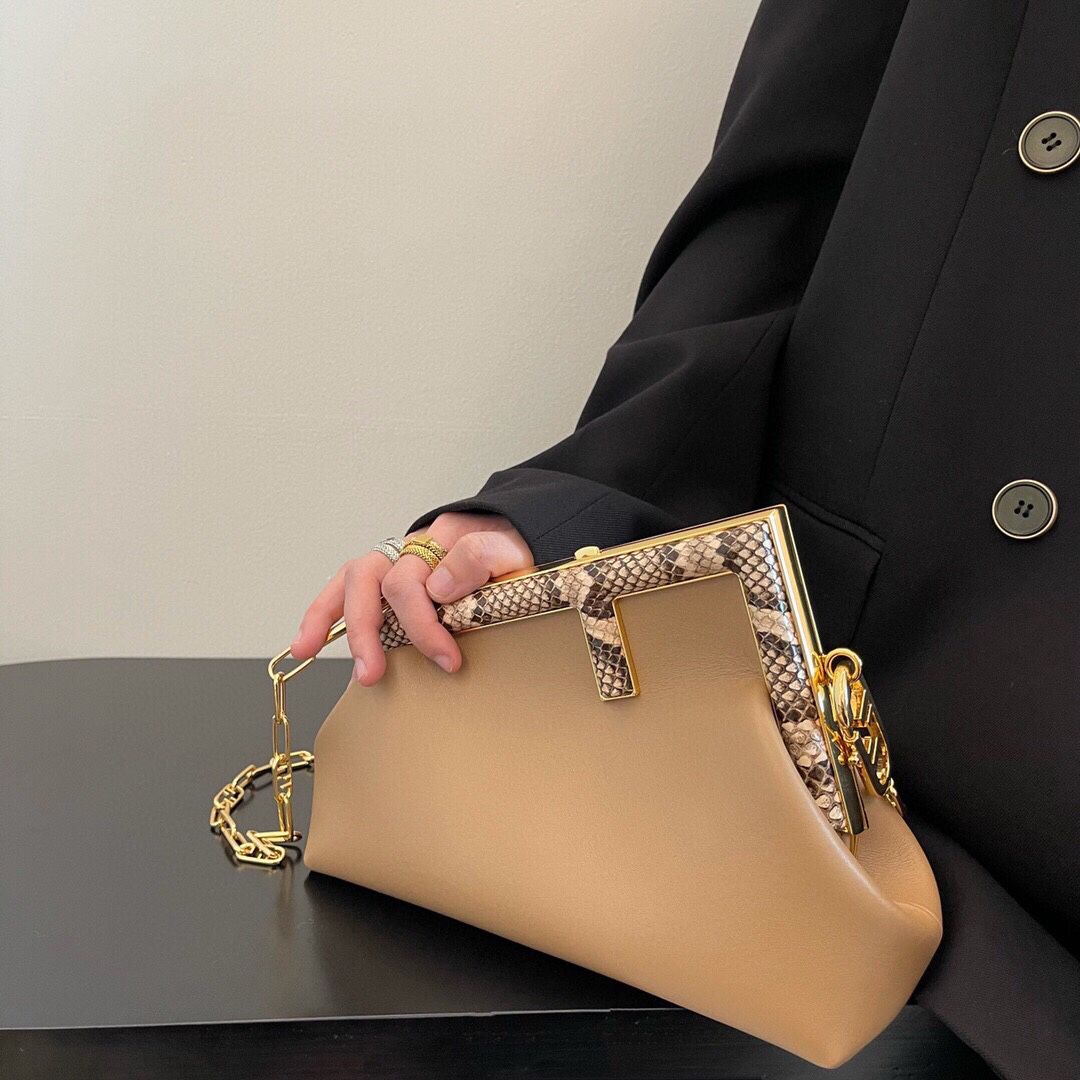 Ladies fendi bags Lilly Onlines