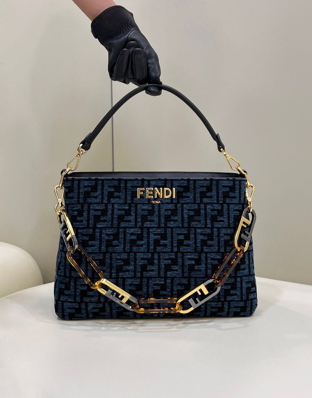 Ladies fendi bags Lilly Onlines